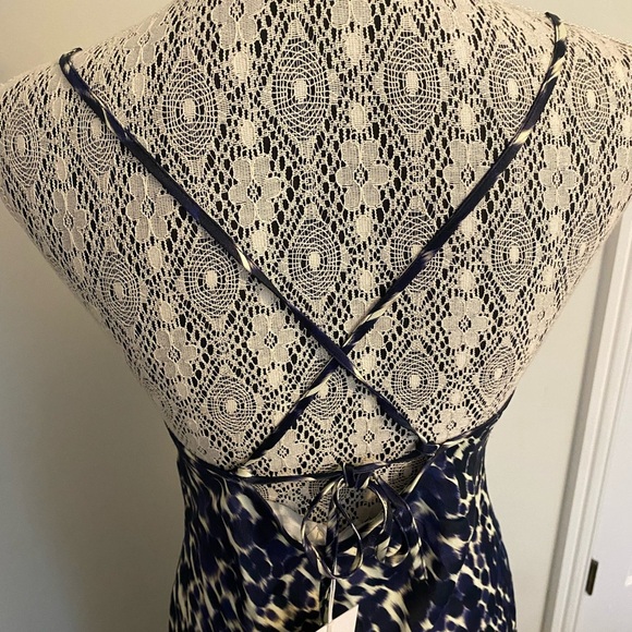 Hudson’s Bay Hudson North Elegant Women's midi leopard print Dress - Picture 5 of 5